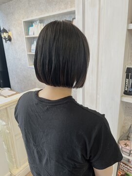 キャアリー(Caary) 福山美容室caary 大人切りっぱなしボブ透明感内巻き30代20代
