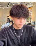 シャドウパーマ波巻きマッシュショート無造作パーマ刈り上げ