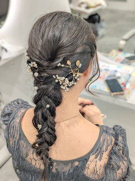 リュール バイ ヘッドライト 北千住店(lueur by HEADLIGHT) 編みおろし　編み込みアレンジ　ブライダル　参列