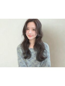 《髪質改善×コテ巻きパーマ》が口コミで大人気の美容室◎曲がる髪質改善ストレートで朝のセットが楽に♪◎