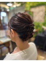 バグスドゥア(Bagus dua) ヘアアレンジ5.16ダークブルー