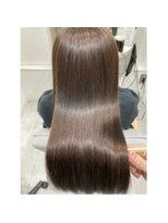 プルト 平尾(PLUTO) 大人女性ロング髪質改善ストレート