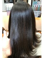 ヘアーメイク クーラ 行橋店(Hair make CURA)&nbsp;ツヤ感ストレート暗髪エレガント