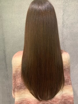 ウノ 伊勢原(UNO) 髪質改善／ロング