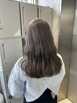 リリー(Lilley)&nbsp;【lilley 稲永麻衣】グレージュ+ブリーチカラー+天神韓国ヘア