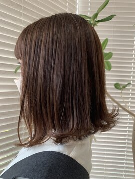 アース 三田南ウッディタウン店(HAIR&MAKE EARTH) 20代30代40代大人可愛いワンカール肩ラインミルクティー