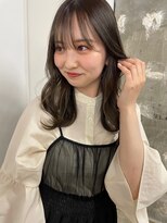 イン(in.)&nbsp;グレージュ