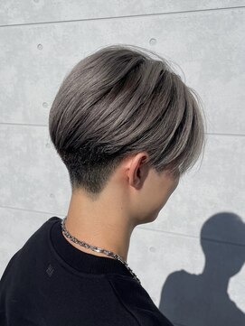 ザ アクネ 岡崎竜美丘店(THE ACNE) ★メンズ，ブリーチ，シャドウルーツ，シルバー，マッシュ