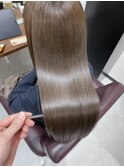 トリートメントと髪質改善の違いをご説明させていただいてます