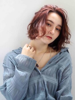 ルート(root)の写真/【全国ヘアカラーライブコンテスト優秀賞を2年連続受賞したスタイリストが在籍】トレンドカラーもお任せ◎