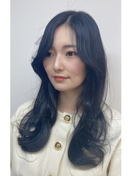 ニーフ(neaf) ブルーブラック×レイヤーカット