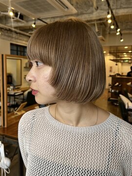 ヘーゼルベージュ