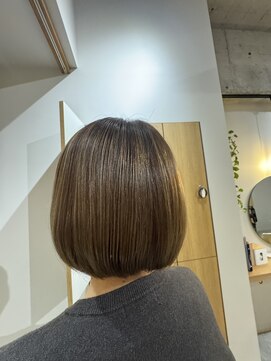 パラゴ(PARAGO.) 白髪ぼかしハイライト