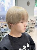 韓国ヘア　シースルーマッシュ×シルバーアッシュベージュ