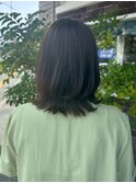 くびれヘアゆらぎレイヤーミディ