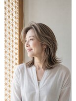 オアシスアヴェダ ザ・ペニンシュラ東京(OASIS AVEDA)&nbsp;白髪ぼかしハイライト・レイヤーミディアム50代60代銀座日比谷