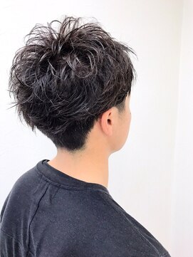 シスター(sister) クセ毛にオススメ☆ツーブロックショート☆