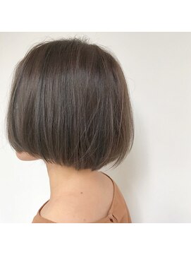 カウチ(Kauti) 柔らかボブ