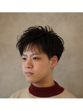 クラップスガクエン(CLAPS GAKUEN) エアリーな束感ツーブロックマッシュ