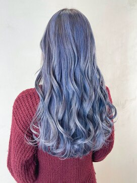 アルバム 銀座(ALBUM GINZA) ブルーシャドールーツ_アースカラーくびれヘアツートン_ba371282