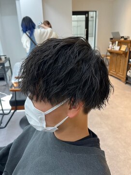 ネオリーブ クーロ メゾン 横浜(Neolive curro Maison) 韓国黒髪マッシュ[メンズカット]