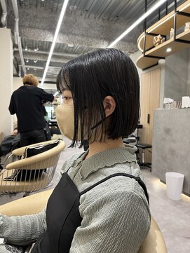 ロンドプロフィール 浦和(Lond profil) 【ワンランク上のボブ】切りっぱなしショートボブ【浦和】