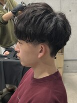 フイ 代々木(Hui)&nbsp;メンズ/アップバング/ツーブロックマッシュ/束感ショート波巻き