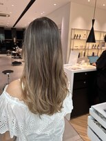 ステア ケース(stair case)&nbsp;地毛残しハイライト