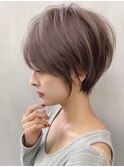 ショートヘアショートボブ白髪ぼかしハイライトカラーボブ