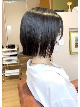 メモリーズ 水天宮前店(Memories) 黒髪小顔大人ボブ外はね30代40代