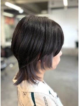 ペチカ(PEZZICA) ウルフカット/インナーカラー
