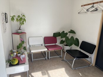 髪ひこうきの写真/【お子様同伴可/同時施術可能】少人数プライベート空間なのでお子様に目の届く範囲で施術が可能で嬉しい☆