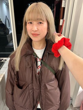 シイ(SIE) 柔らかいベージュ◎