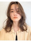 韓国風抜け感ロング/パーマ風巻き髪/マロンベージュ/30代40代