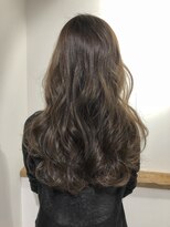 フォーク(FOLK)&nbsp;恵比寿×YAMATO 外国人風アッシュベージュ_コケティッシュカール