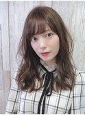 大人かわいい☆フェアリーな透明感&ツヤ感ブラウンベージュ