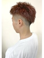 ルートプラス(RUTO+) 【レッドカラー×フェード】ツーブロック×刈り上げ