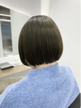 クシュ 所沢西口プロぺ通り(kusyu... ) ブルーシルバー#アッシュオリーブ#グレージュアッシュボブパーマ