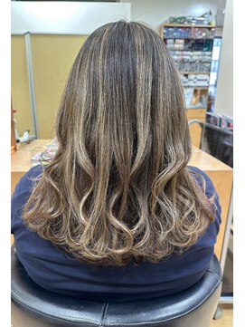 ポエム中央通り店 ハイライトカラー