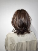 外ハネミディアムボブ