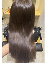 リタ(rita.)&nbsp;小辻 プレミアムイルミナカラー×チョコレートブラウン