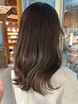 美容室 ビ フェスカ(B FESCA) カーキグレージュ/アメトリン/khak/ash gray