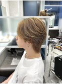 センターパート ハイライトカラー