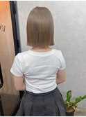 ホワイトミルクティー×切りっぱなしボブ×20代♪