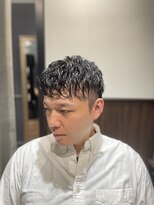 ラヴィニュー 秋葉原 神田(LAVIE NEW)&nbsp;MEN'S HAIRスパイキーショートブルーブラックフェザーパーマ