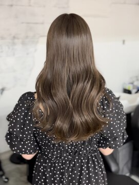 ヨーク(YOKE) ブリーチなしヘーゼルグレージュベージュ前髪顔周り