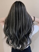 シャルムバイケンジ(Charm.by KENJE)&nbsp;デザインカラーバレイヤージュ細めハイライト白髪ぼかし東京銀座