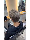 ミルクティーベージュグレージュメンズカットパーマ