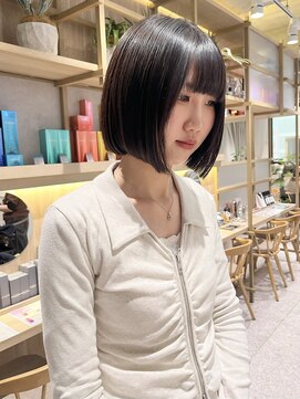 ゼストソエル(ZEST soell) 立川／暗めカラー／縮毛矯正／艶髪ミディアム／上品ヘア