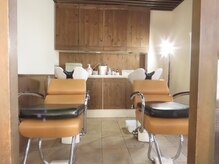 ヘアメイク ルポ(Hair make Repos)の雰囲気（光差し込む癒しのシャンプーブース♪）